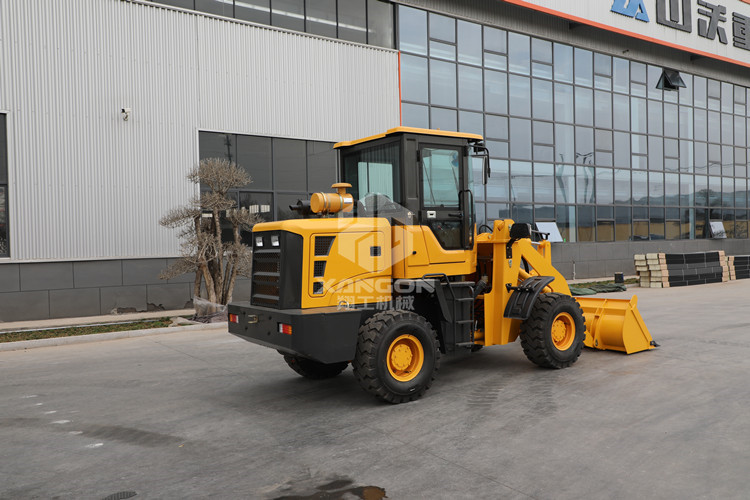 體型小能耐大！小型挖掘裝載機讓您刮目相看！