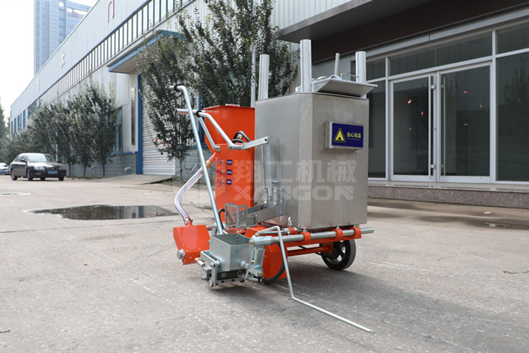 單鋼輪振動壓路機不振動怎么辦？應究其原因對癥下藥