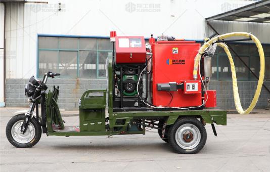 不規則的坑洞該如何修補？灌縫機可以解決